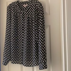 Long sleeve polka dot top
